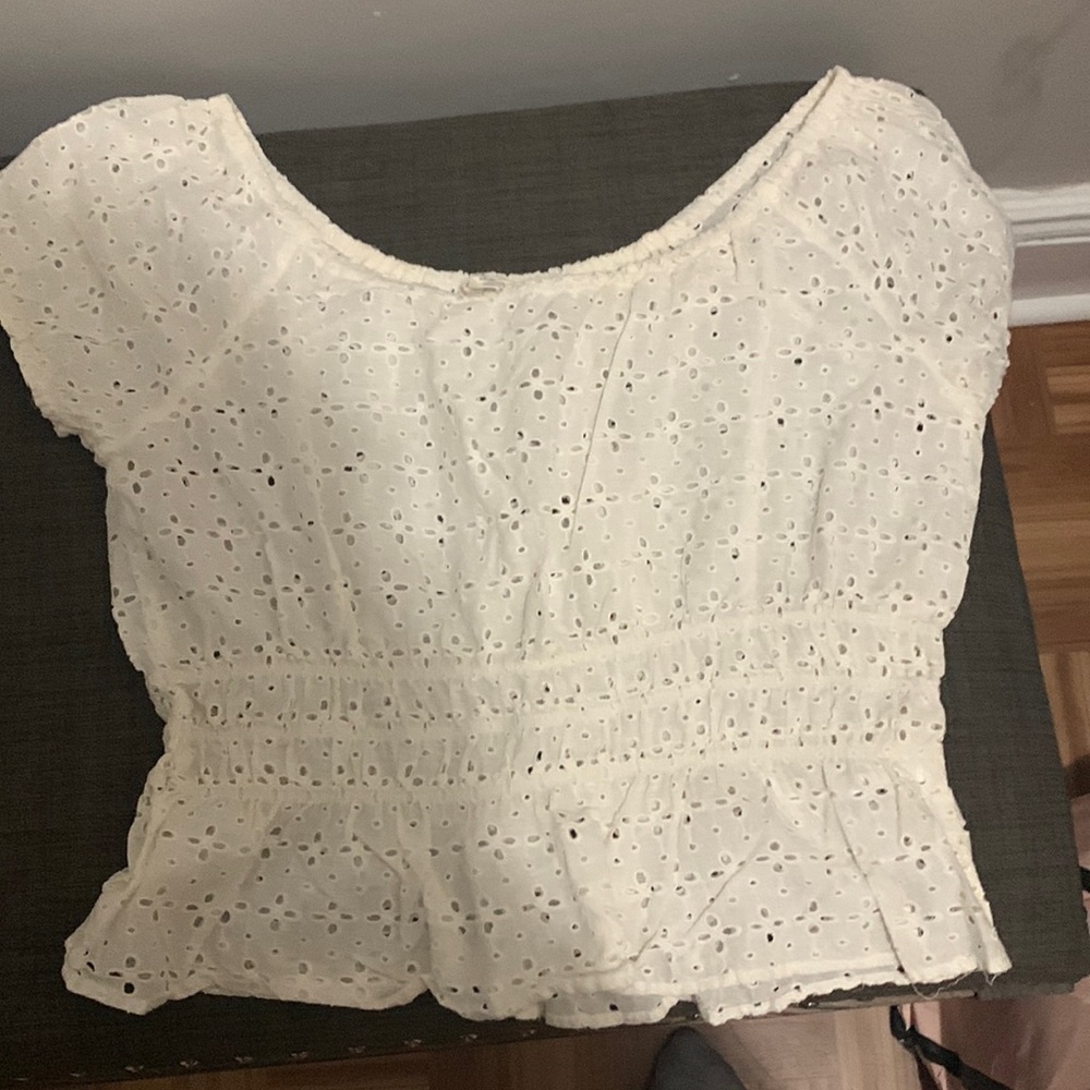 White blouse for sale never worn